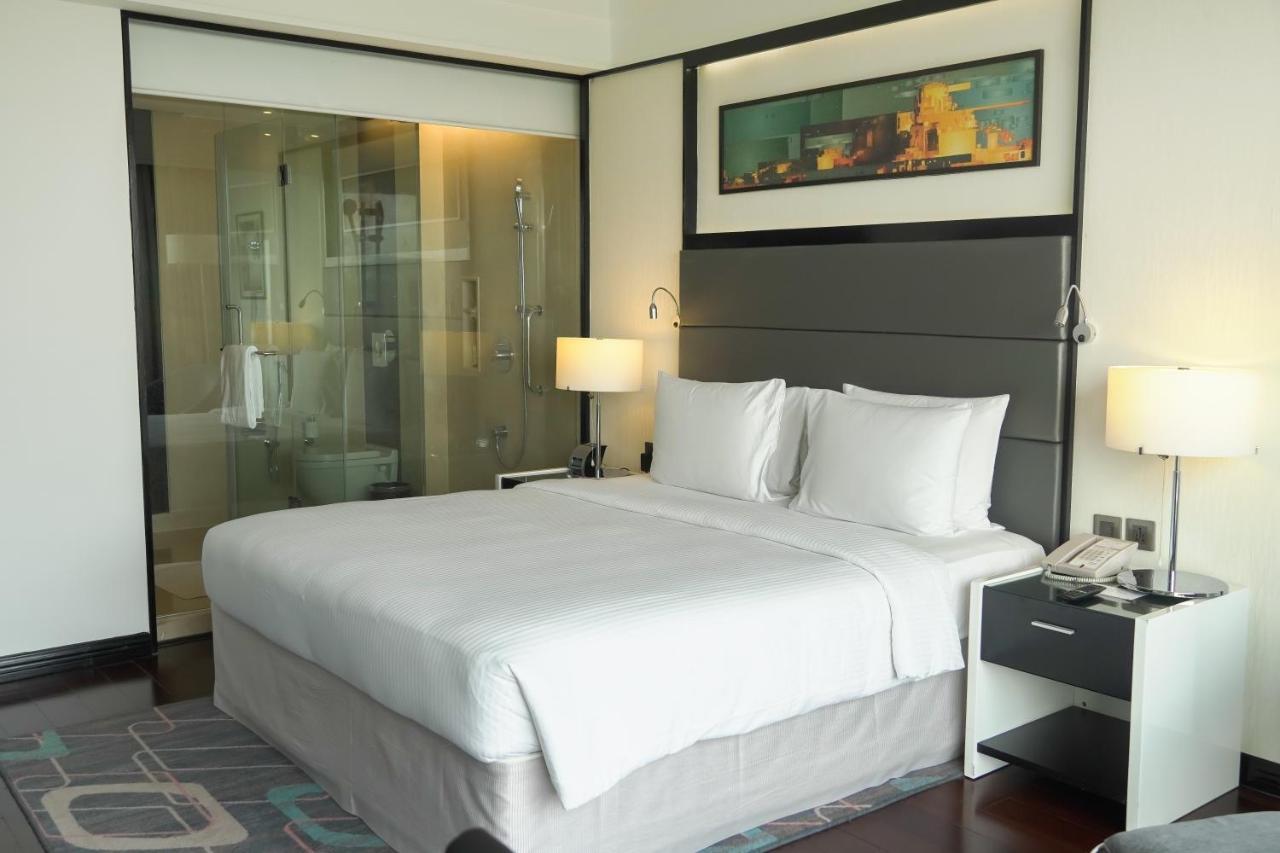 Crowne Plaza Pune City Centre By Ihg Exterior photo