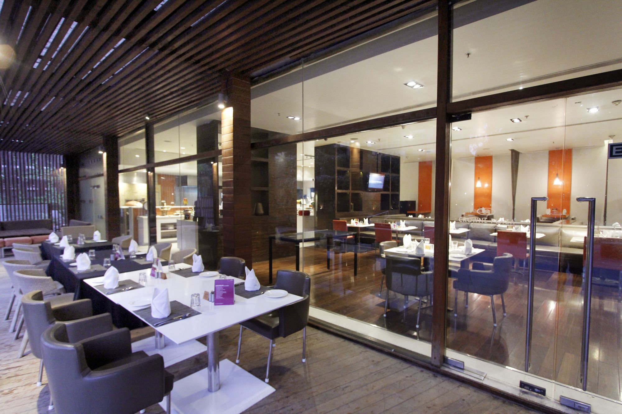 Crowne Plaza Pune City Centre By Ihg Exterior photo